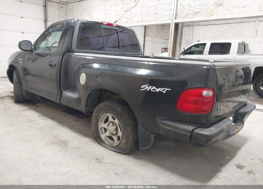 2001 FORD F-150 XL/XLT VIN: 2FTRF07W01CA32084