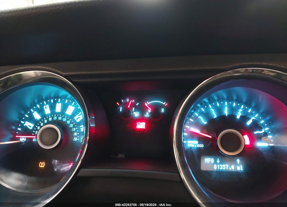 2014 FORD MUSTANG VIN: 1ZVBP8AM1E5215480