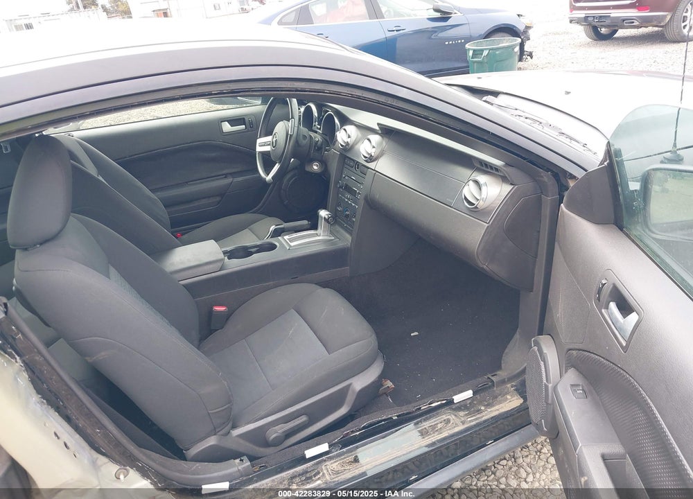 2007 FORD MUSTANG V6 DELUXE/V6 PREMIUM VIN: 1ZVFT80N675258576