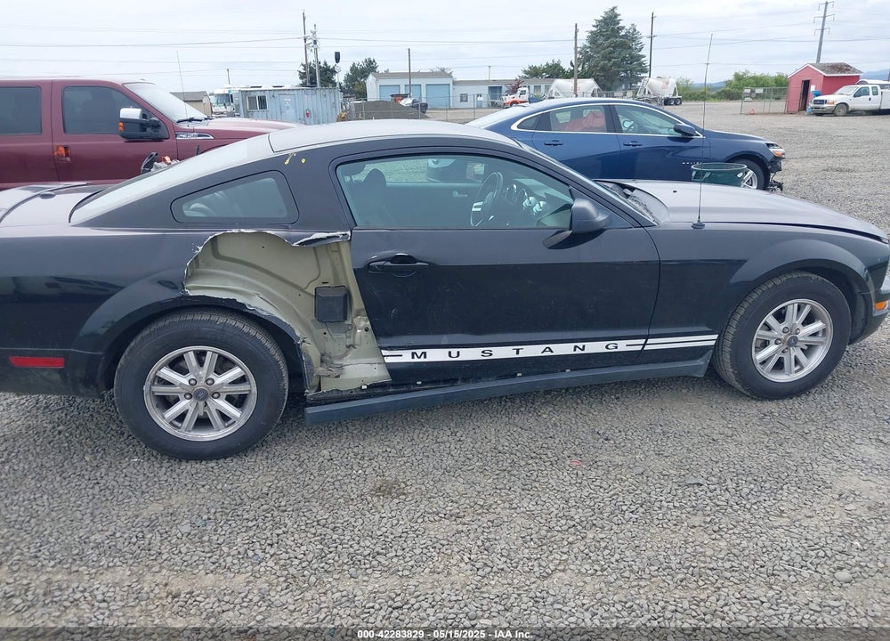 2007 FORD MUSTANG V6 DELUXE/V6 PREMIUM VIN: 1ZVFT80N675258576