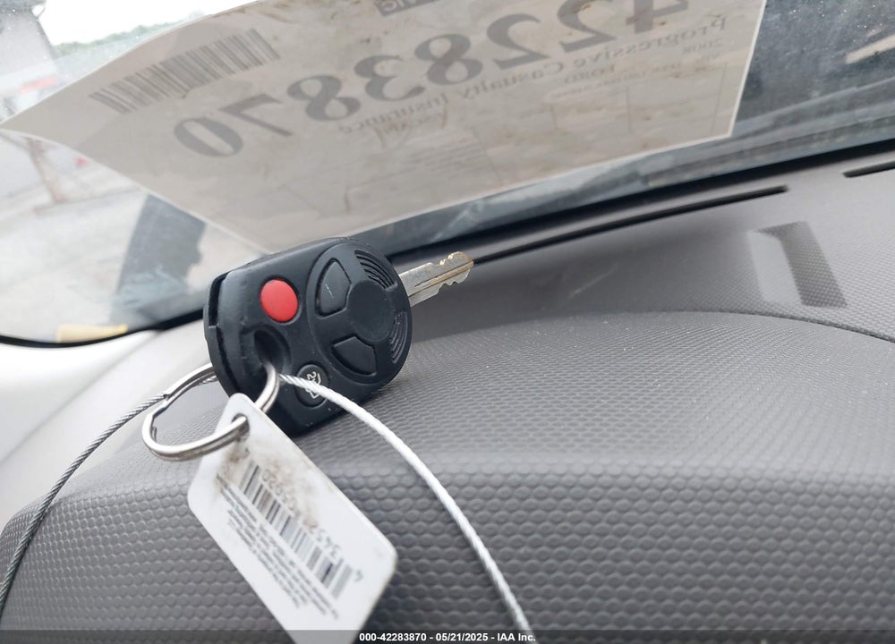 2008 FORD ESCAPE XLT VIN: 1FMCU03168KB48946