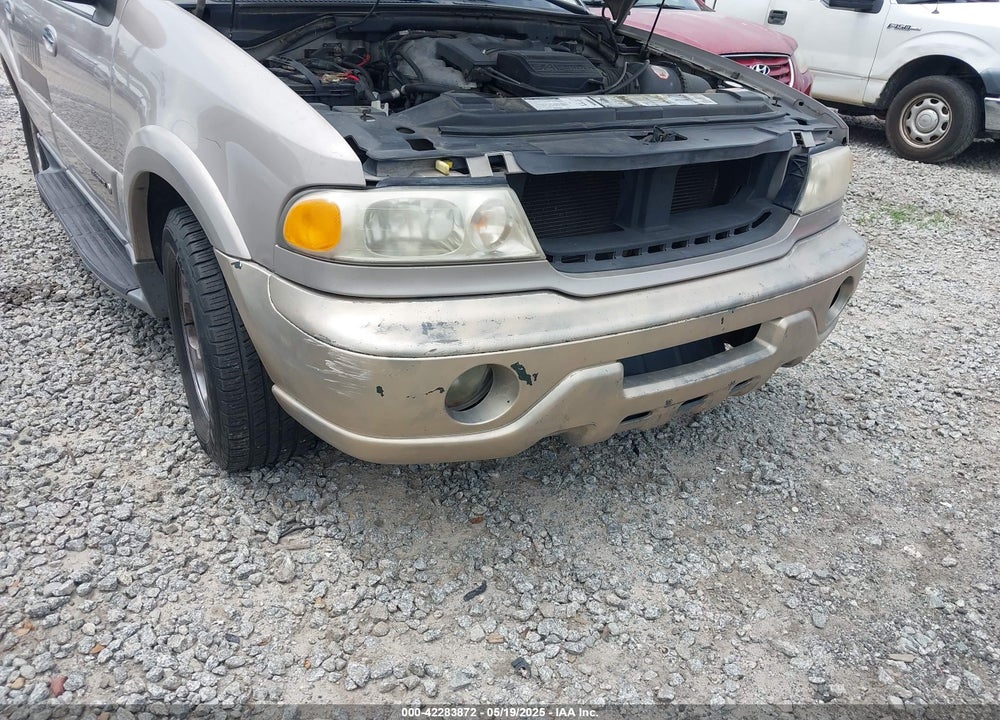 2001 LINCOLN NAVIGATOR VIN: 5LMEU27R41LJ12030