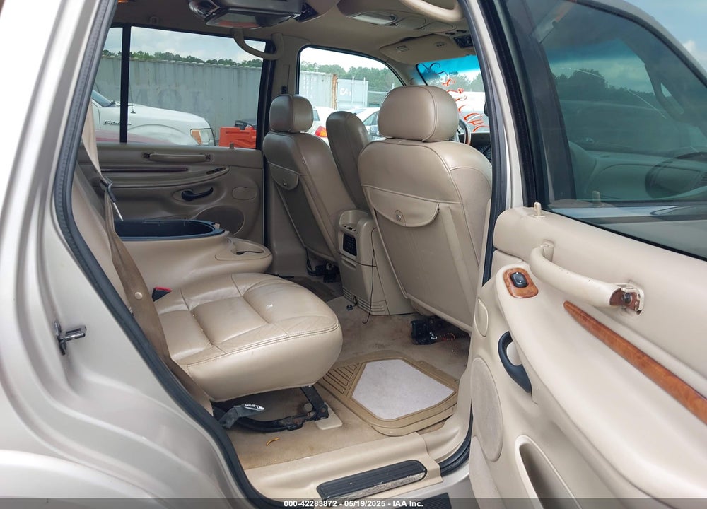 2001 LINCOLN NAVIGATOR VIN: 5LMEU27R41LJ12030