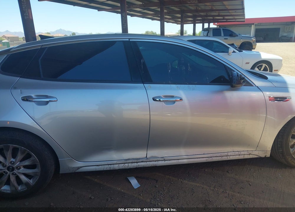 2016 KIA OPTIMA VIN: 5XXGU4L33GG057043