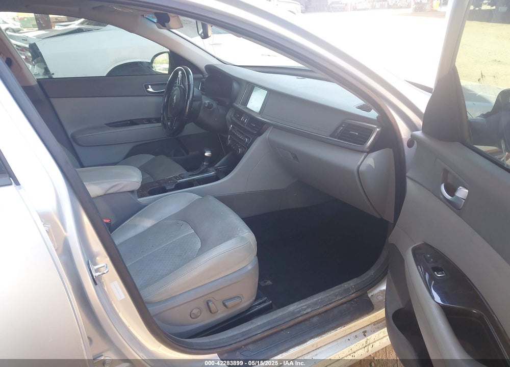 2016 KIA OPTIMA VIN: 5XXGU4L33GG057043