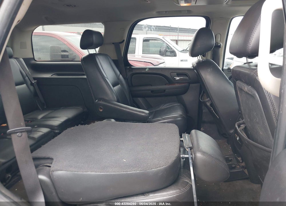 2010 CHEVROLET TAHOE LTZ VIN: 1GNUKCE07AR183648