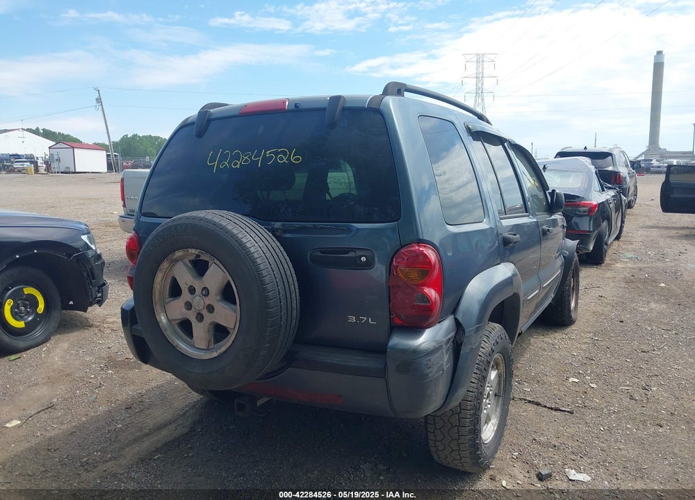 2002 JEEP LIBERTY VIN: 1J4GL58KX2W339237