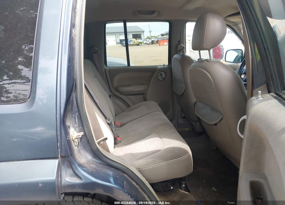 2002 JEEP LIBERTY VIN: 1J4GL58KX2W339237