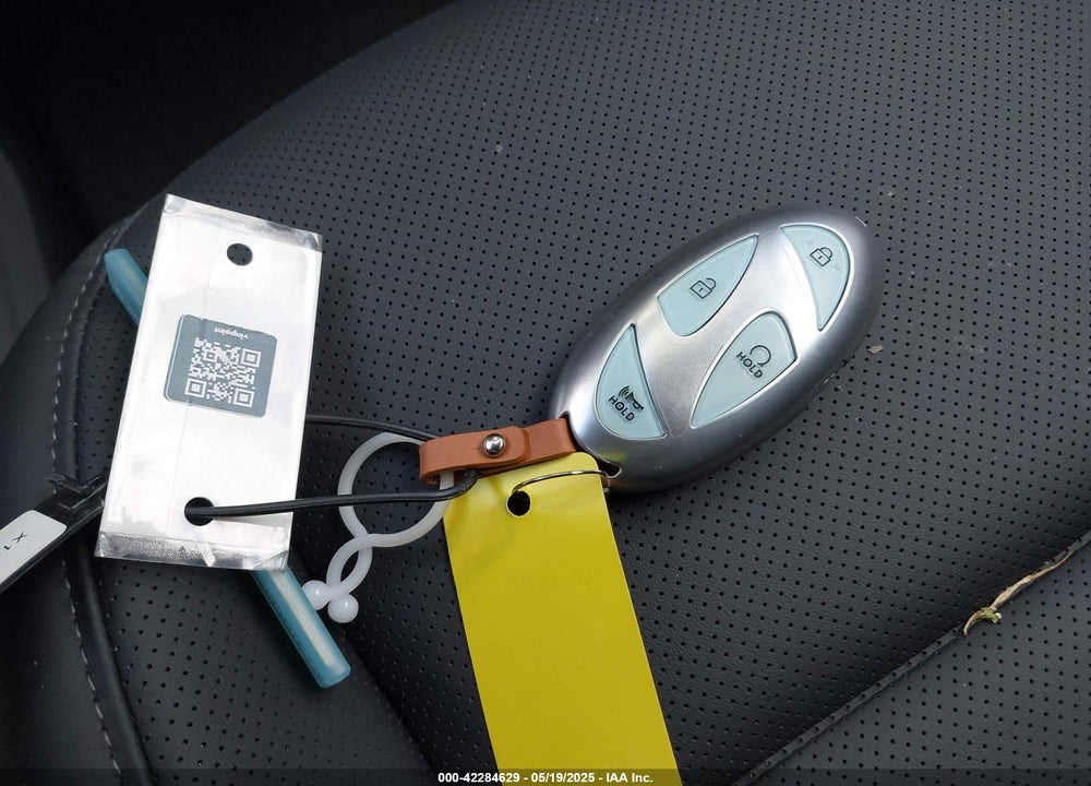 2025 HYUNDAI IONIQ 6 SEL VIN: KMHM34AC6SA099070