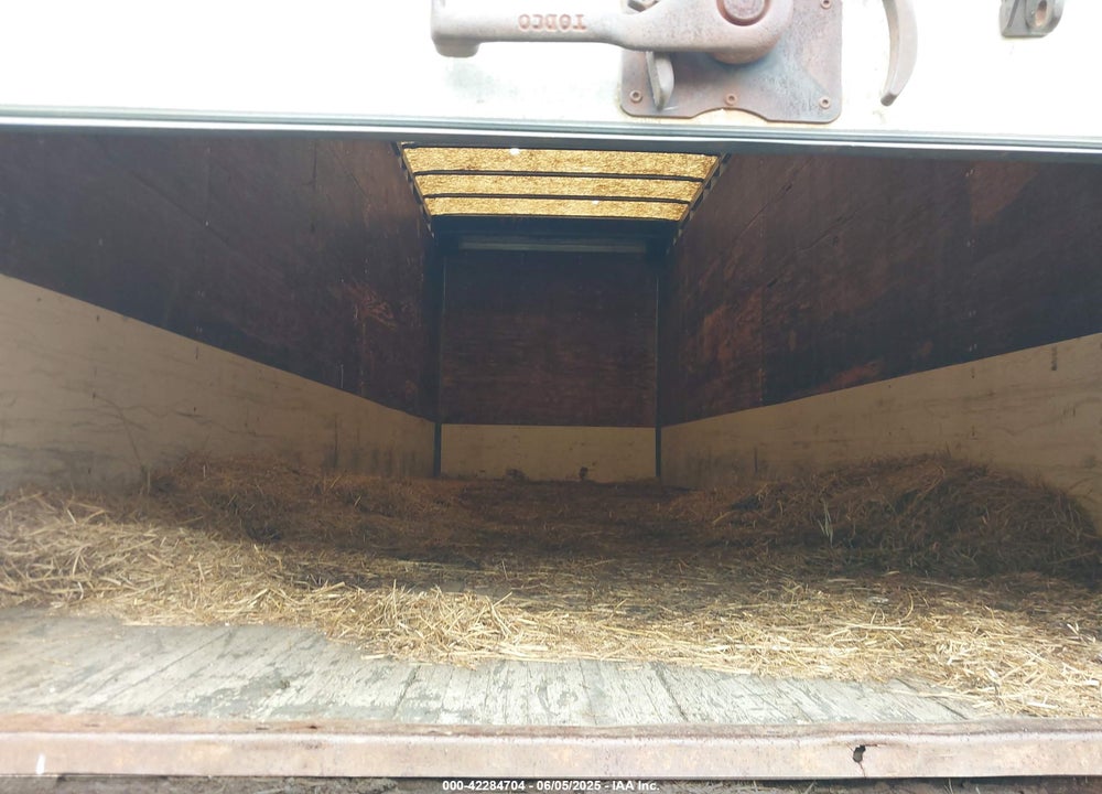 2000 STRICK TRAILERS S75 VIN: 1S11E8287YD447544