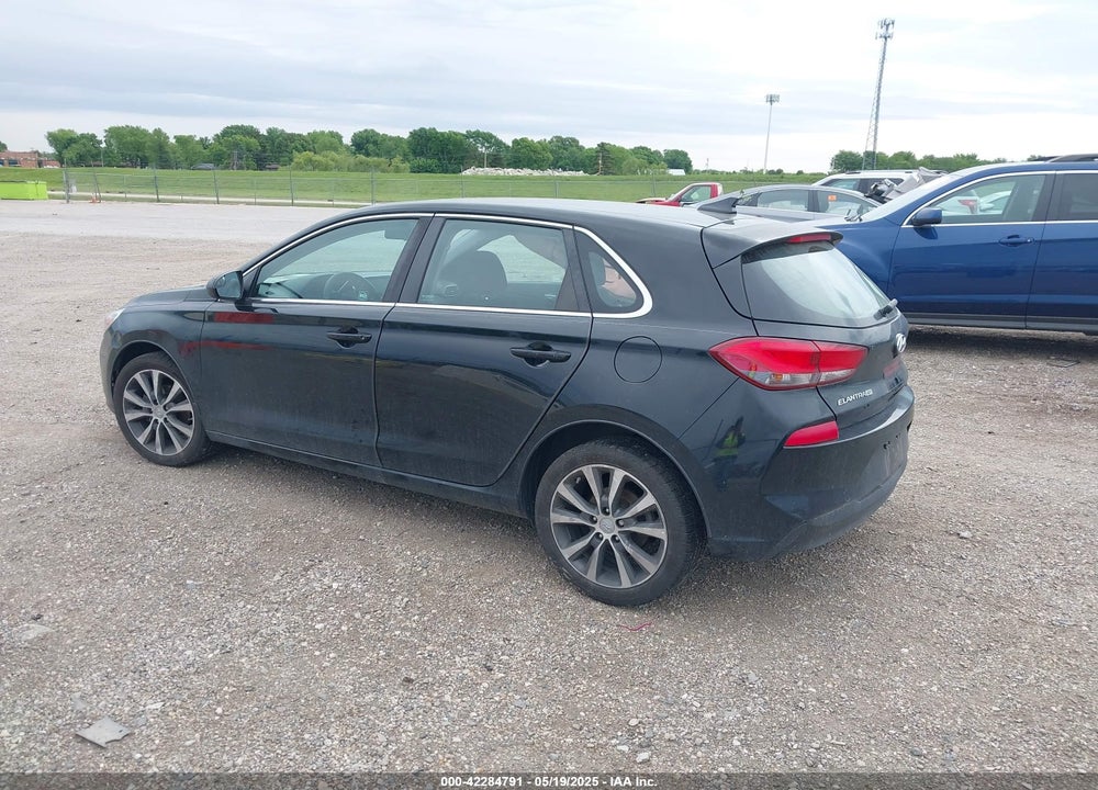 2019 HYUNDAI ELANTRA GT VIN: KMHH35LE9KU109353