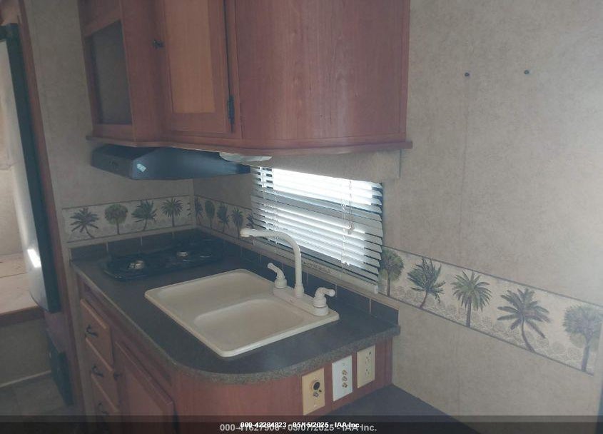2013 GULFSTREAM VISA 19RSD VIN: 1NL1DTH21D1029453