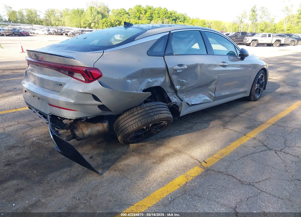 2021 KIA K5 VIN: 5XXG64J22MG062993