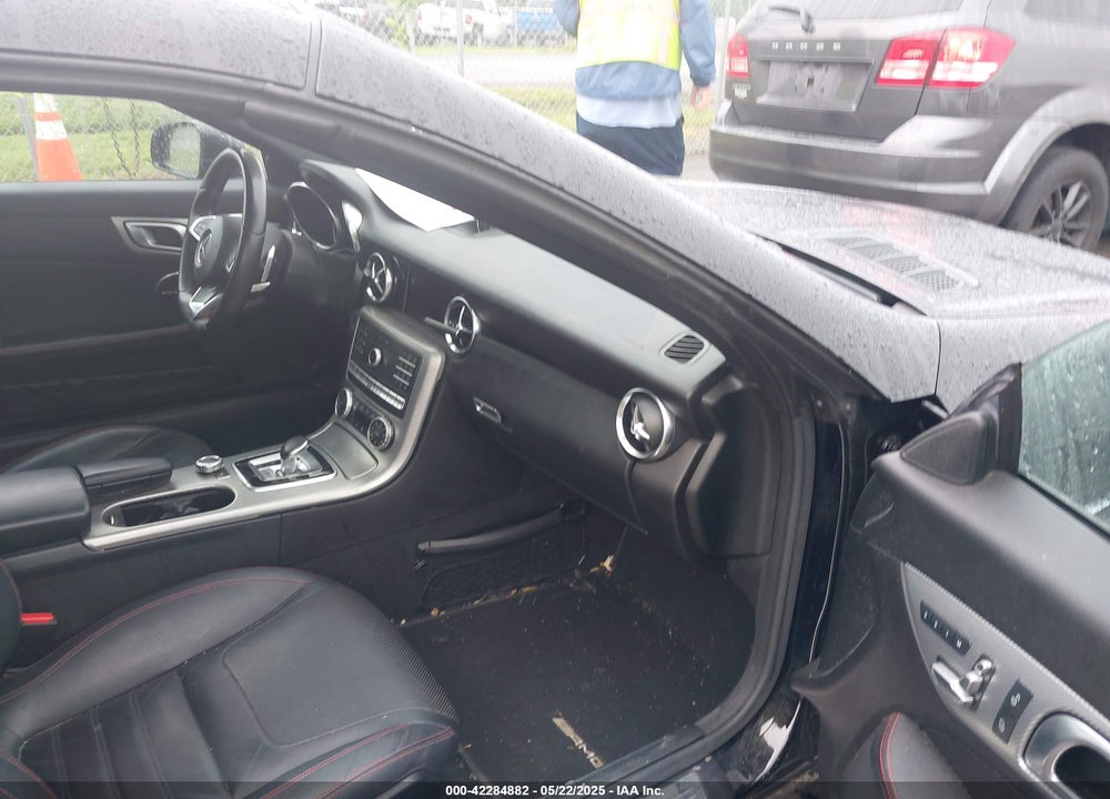 2017 MERCEDES-BENZ SLC 300 VIN: WDDPK3JA4HF128001