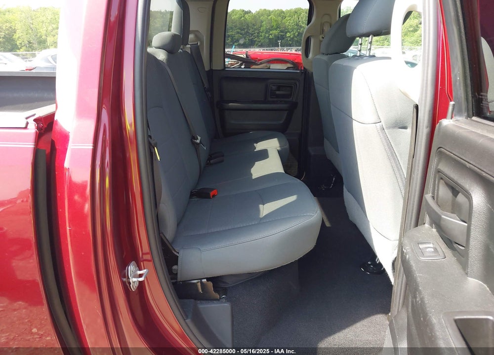 2019 RAM 1500 CLASSIC VIN: 1C6RR6FTXKS699962