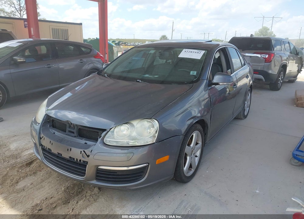 2008 VOLKSWAGEN JETTA VIN: 3VWRM71K68M058236
