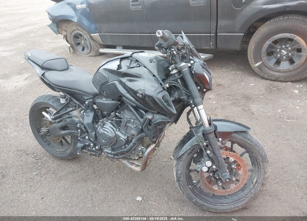 2024 YAMAHA MT07 VIN: JYARM32E1RA008830