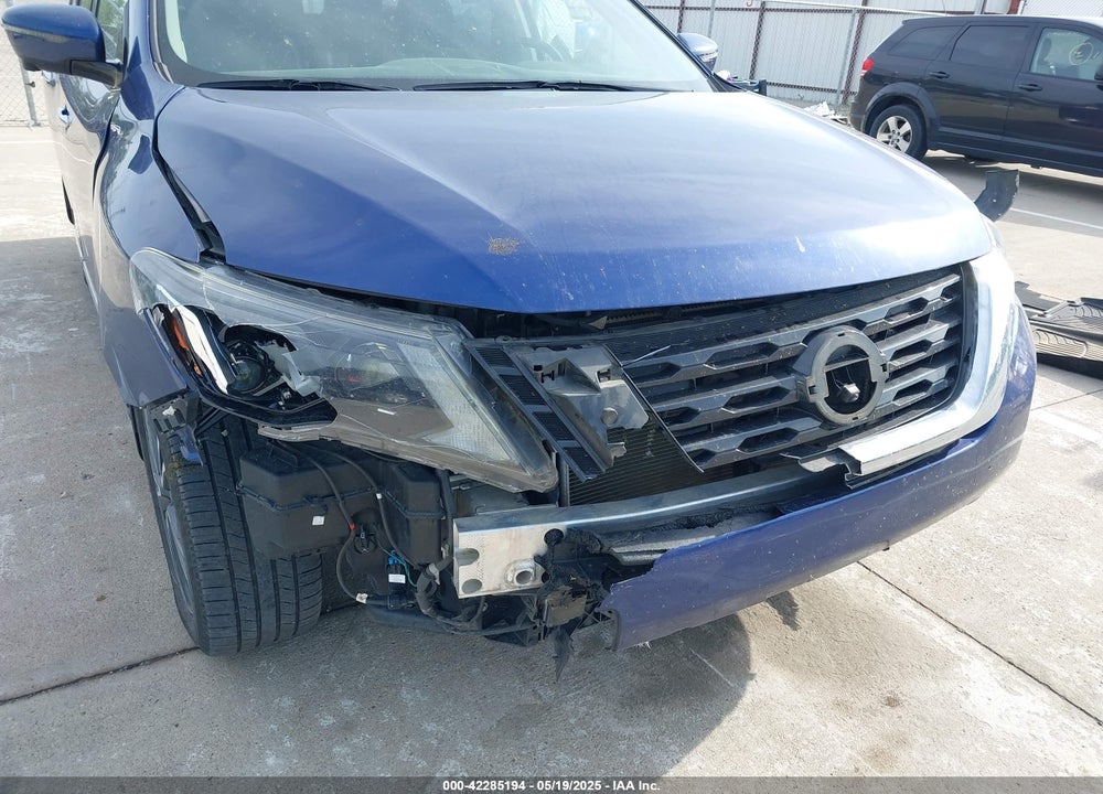 2019 NISSAN PATHFINDER VIN: 5N1DR2MN5KC583624