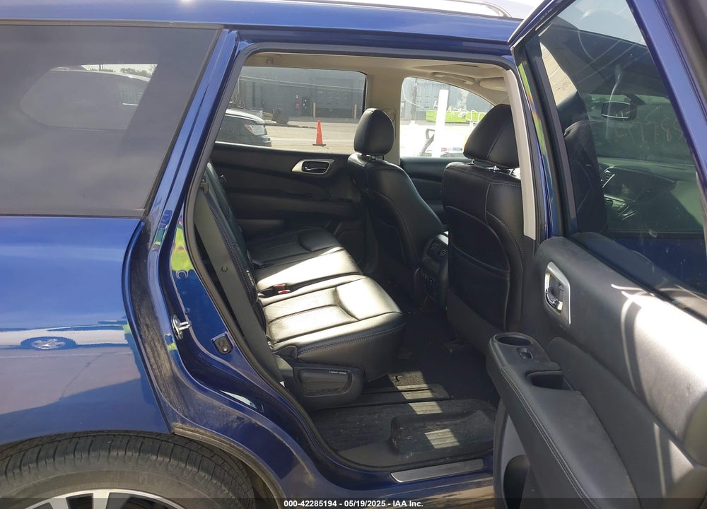 2019 NISSAN PATHFINDER VIN: 5N1DR2MN5KC583624