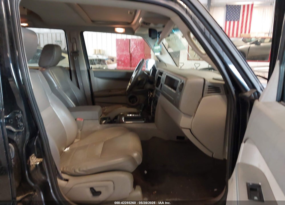 2006 JEEP COMMANDER VIN: 1J8HG48K36C268732