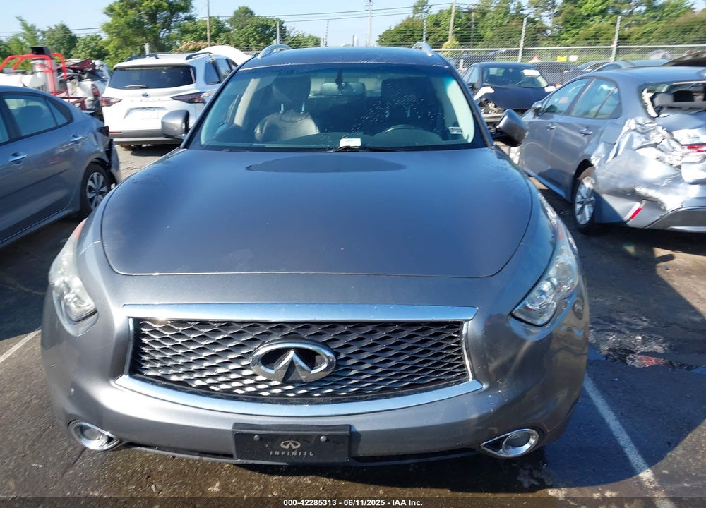 2017 INFINITI QX70 VIN: JN8CS1MW4HM410322