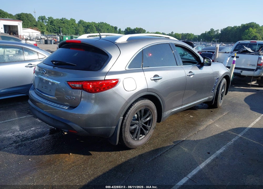 2017 INFINITI QX70 VIN: JN8CS1MW4HM410322