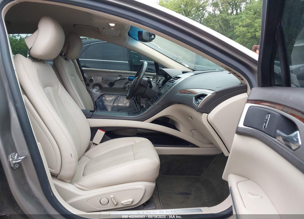 2016 LINCOLN MKZ HYBRID VIN: 3LN6L2LU3GR629124