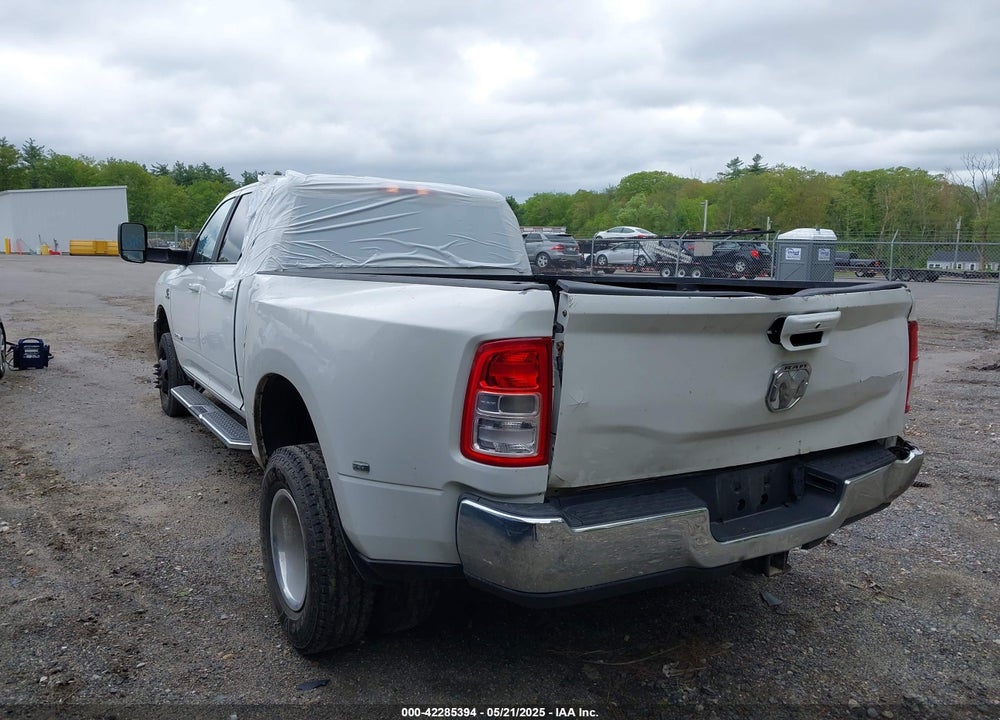 2021 RAM 3500 VIN: 3C63RRHL5MG527823
