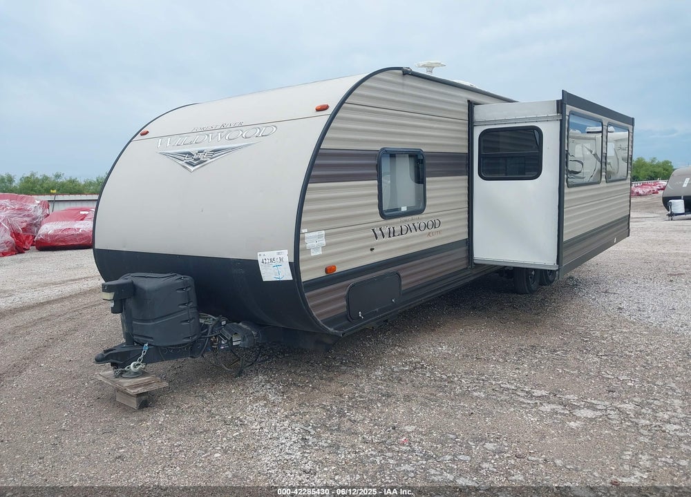 2019 FOREST RIVER WILDWOO 263 BH XL VIN: 4X4TWDB2XK7363623