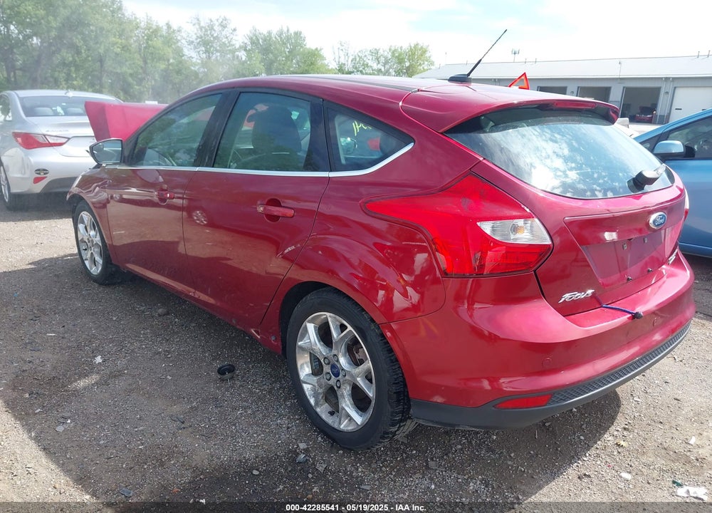 2014 FORD FOCUS TITANIUM VIN: 1FADP3N28EL181434