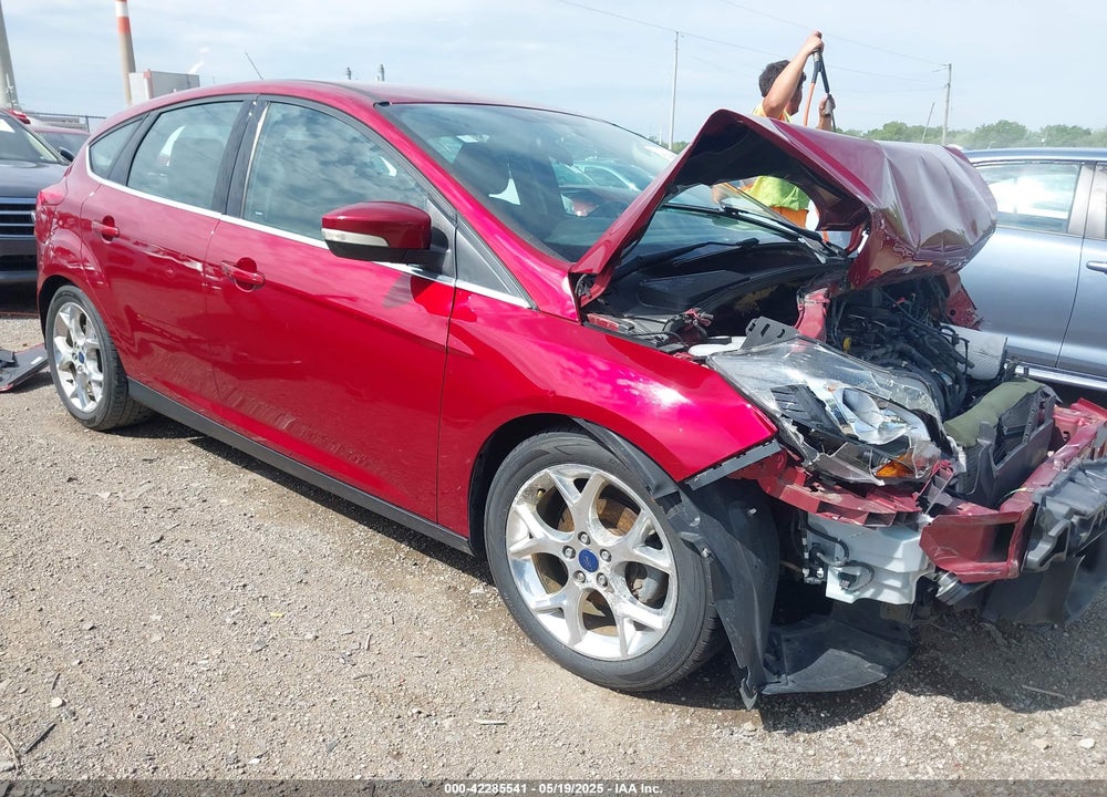 2014 FORD FOCUS TITANIUM VIN: 1FADP3N28EL181434
