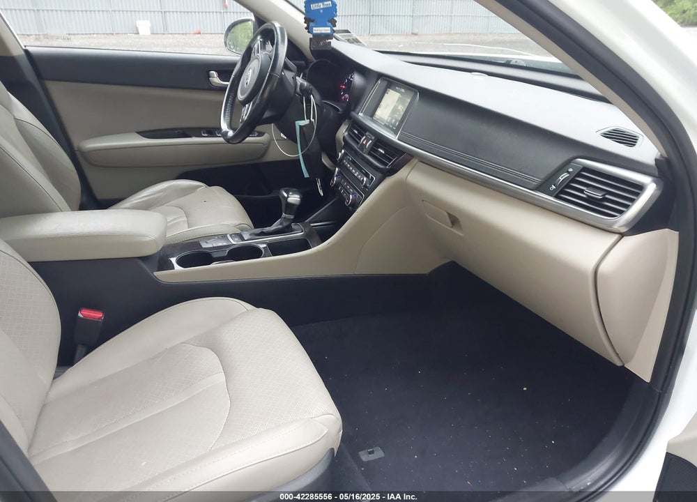 2017 KIA OPTIMA VIN: 5XXGU4L38HG150559