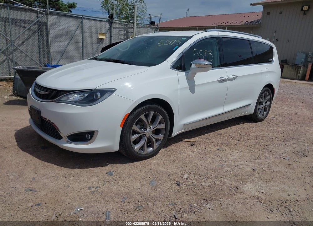 2018 CHRYSLER PACIFICA VIN: 2C4RC1GG1JR251849