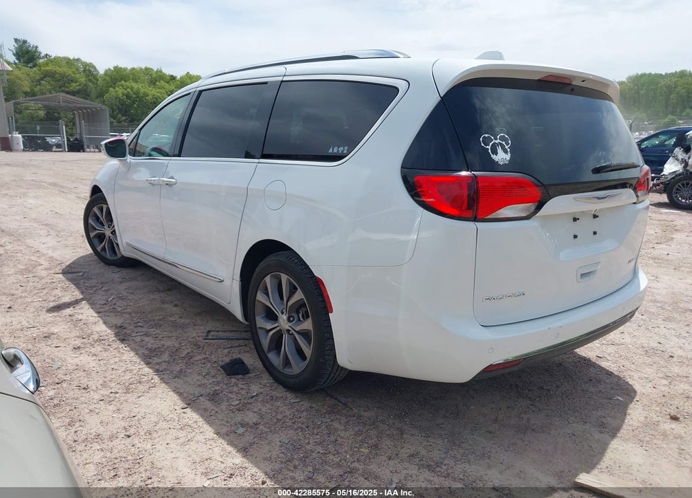 2018 CHRYSLER PACIFICA VIN: 2C4RC1GG1JR251849