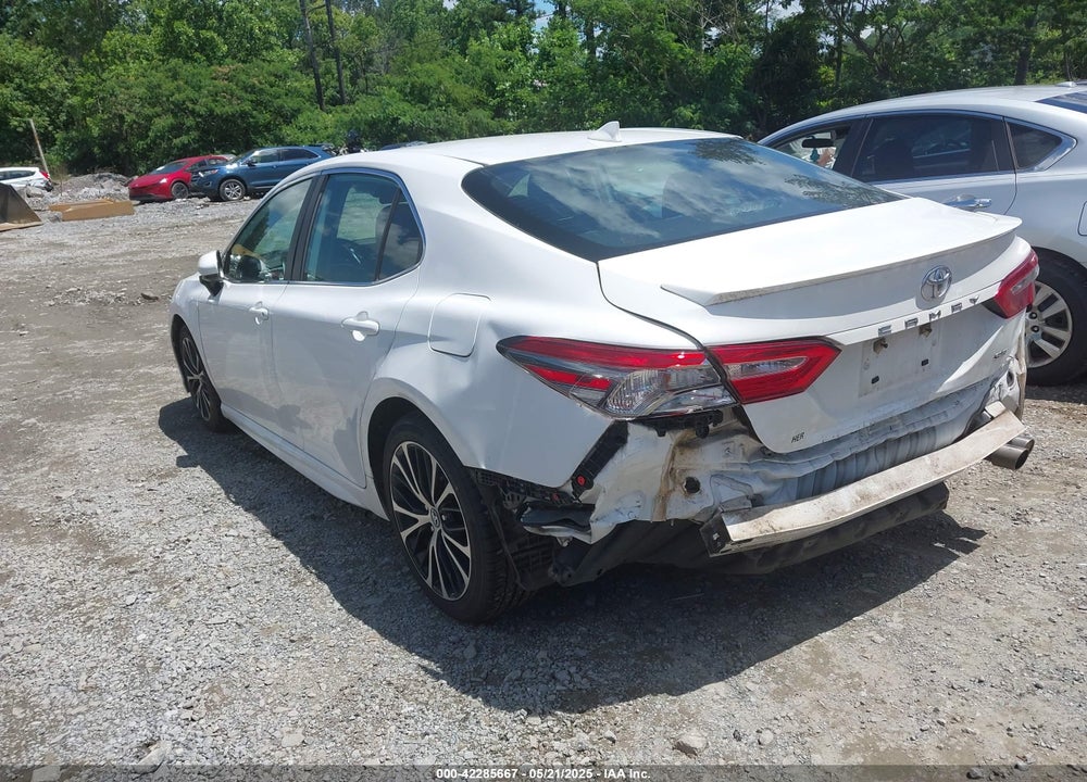 2019 TOYOTA CAMRY VIN: 4T1B11HK3KU760643
