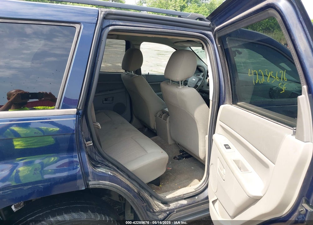2005 JEEP GRAND CHEROKEE LAREDO VIN: 1J4GR48K85C672471