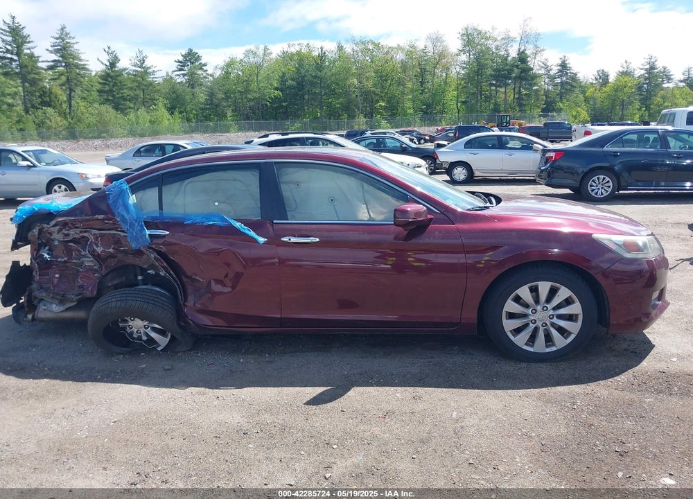 2013 HONDA ACCORD VIN: 1HGCR2F72DA163916