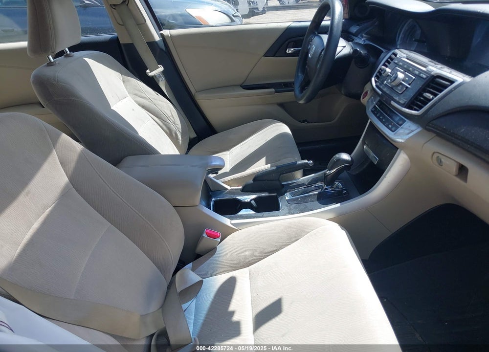 2013 HONDA ACCORD VIN: 1HGCR2F72DA163916