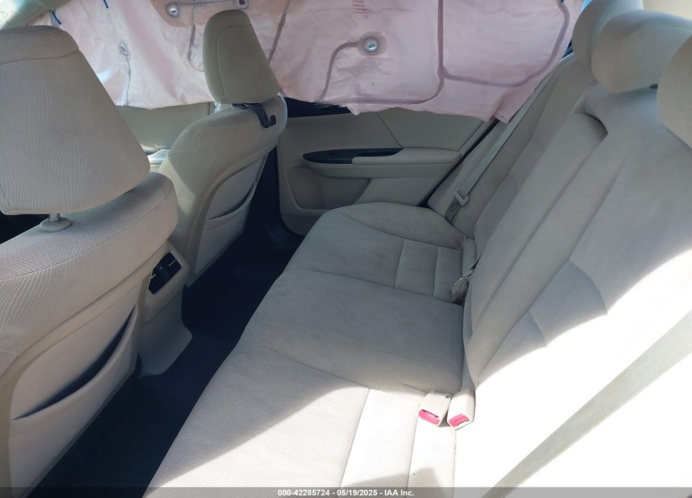 2013 HONDA ACCORD VIN: 1HGCR2F72DA163916