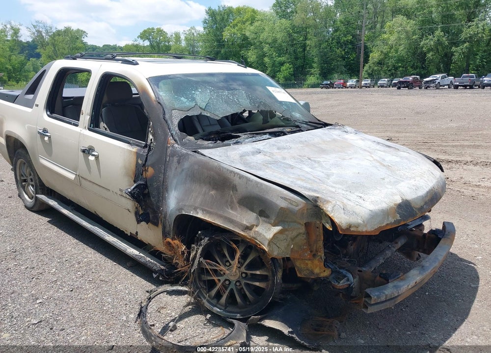 2008 CHEVROLET AVALANCHE 1500 LTZ VIN: 3GNFK12368G293029