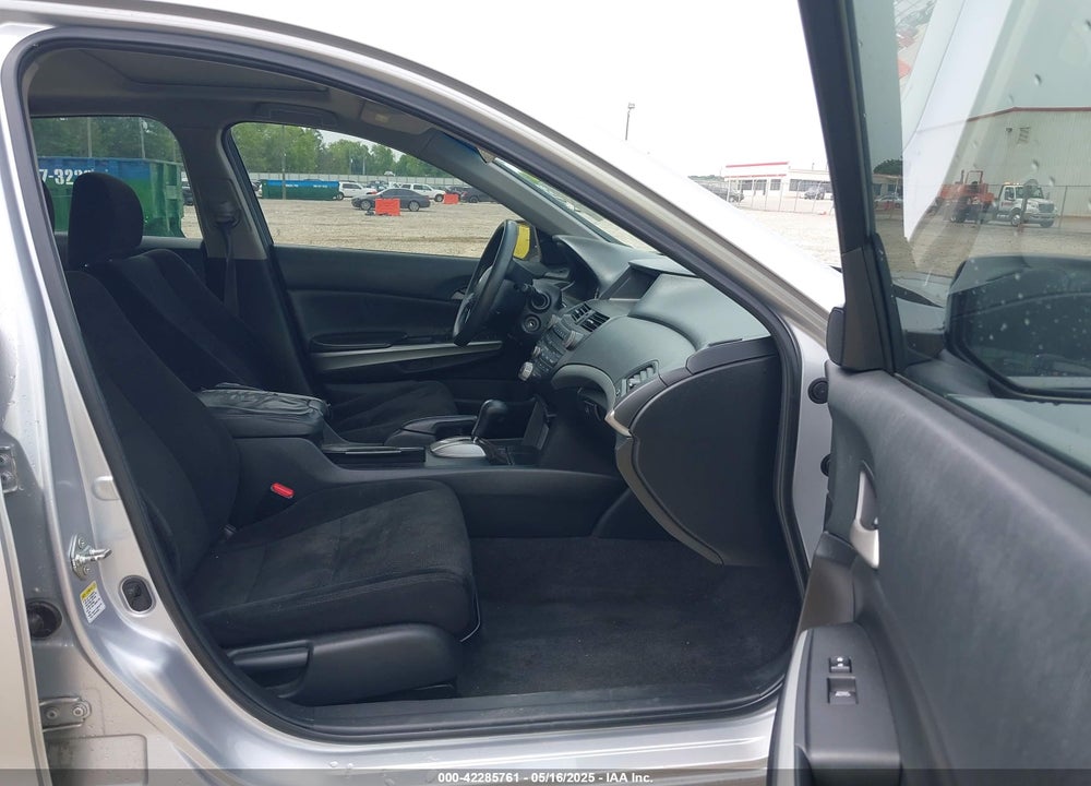 2009 HONDA ACCORD 2.4 EX VIN: 1HGCP26709A123900