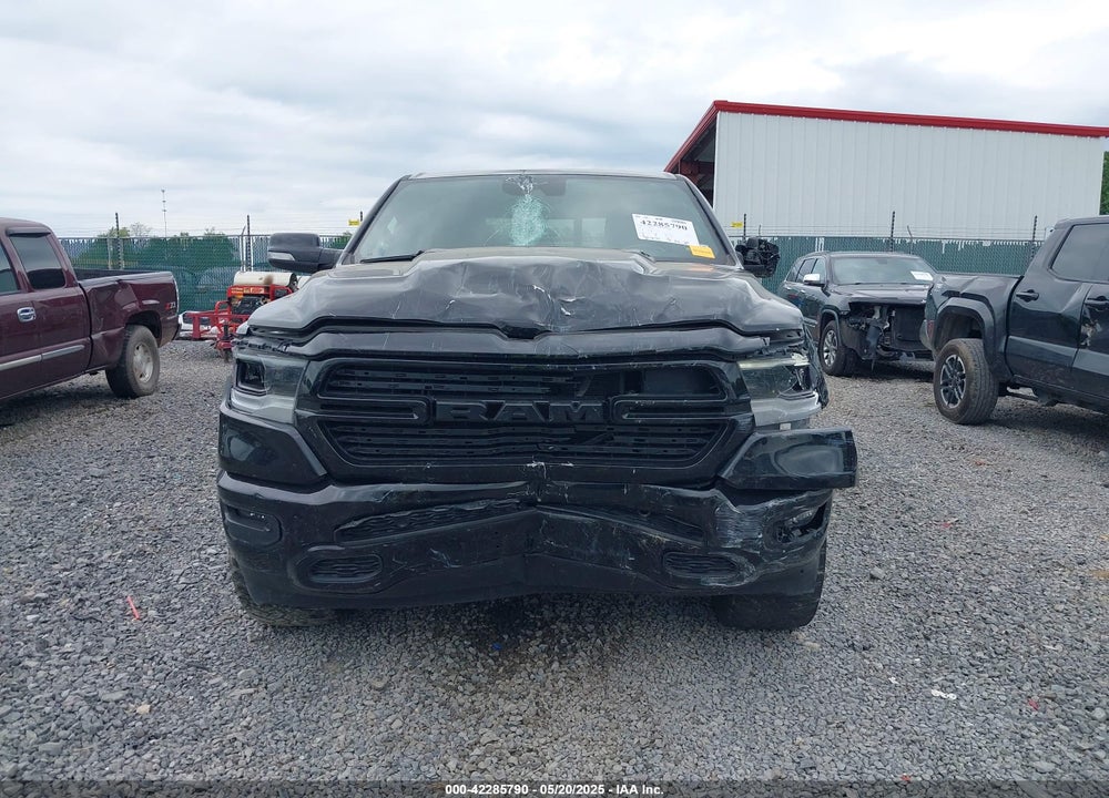 2021 RAM 1500 LAIE  4X4 5'7 BOX VIN: 1C6SRFJT5MN732344