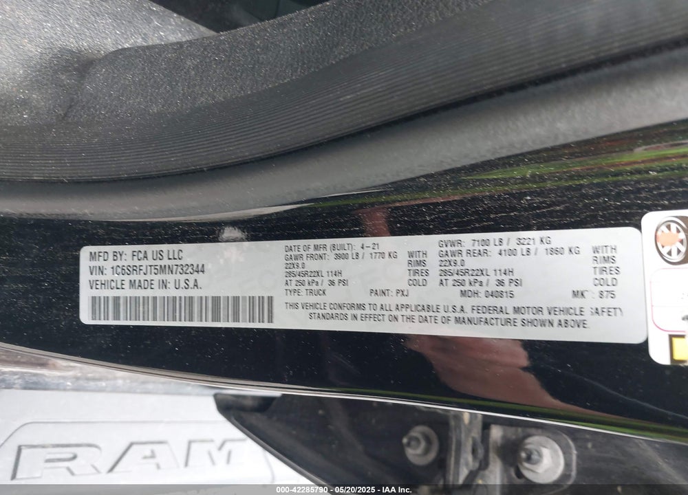 2021 RAM 1500 LAIE  4X4 5'7 BOX VIN: 1C6SRFJT5MN732344