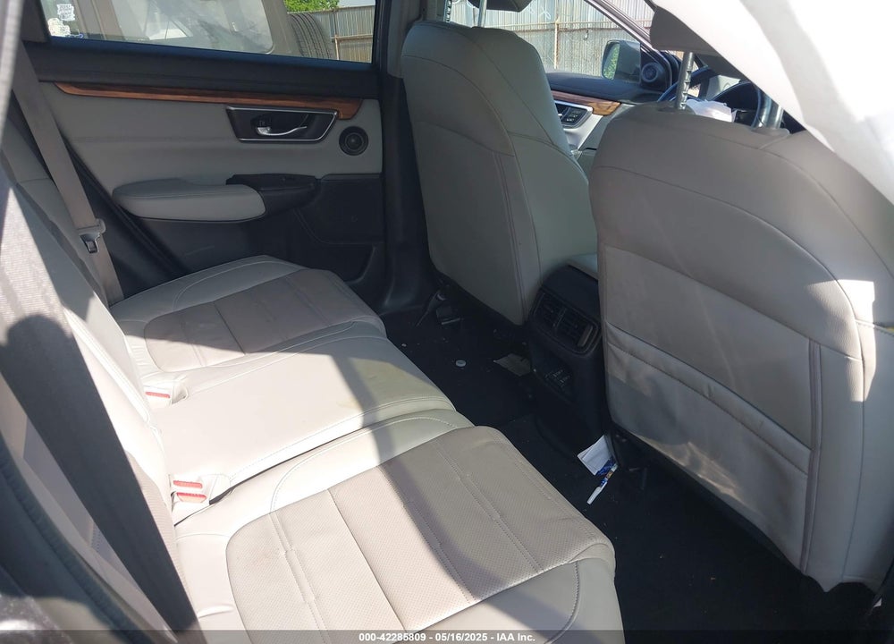 2019 HONDA CR-V VIN: 7FARW2H86KE008138