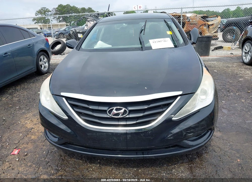 2013 HYUNDAI SONATA VIN: 5NPEB4AC0DH584781