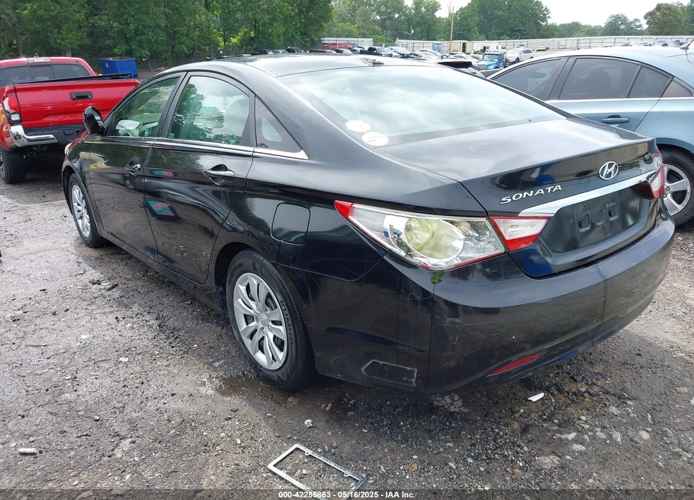 2013 HYUNDAI SONATA VIN: 5NPEB4AC0DH584781