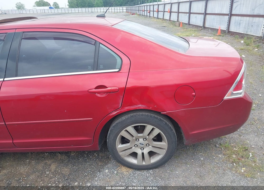 2009 FORD FUSION VIN: 3FAHP081X9R139633