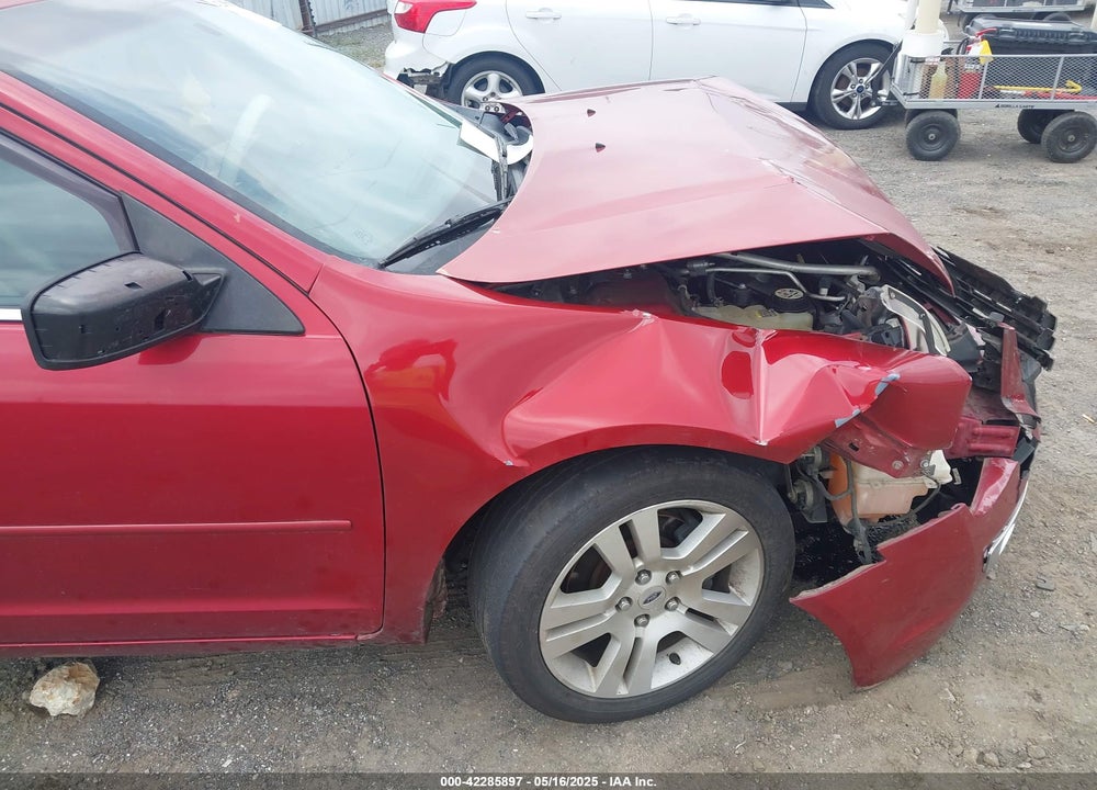 2009 FORD FUSION VIN: 3FAHP081X9R139633
