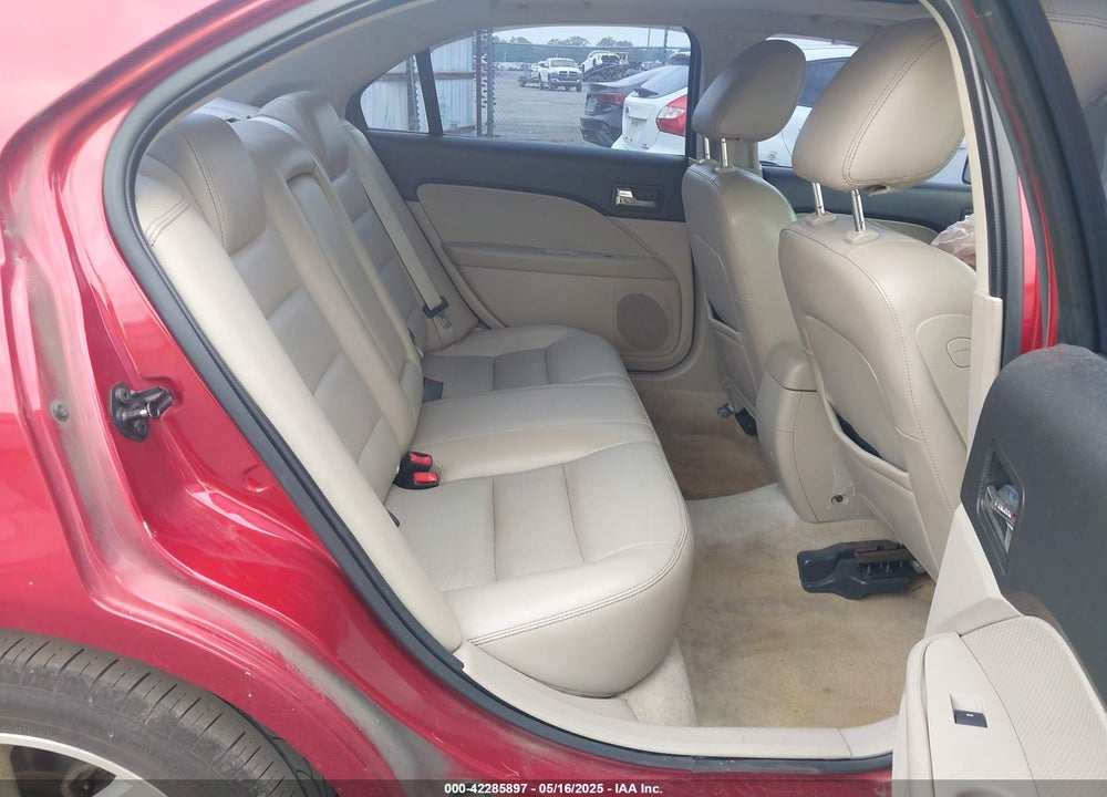 2009 FORD FUSION VIN: 3FAHP081X9R139633