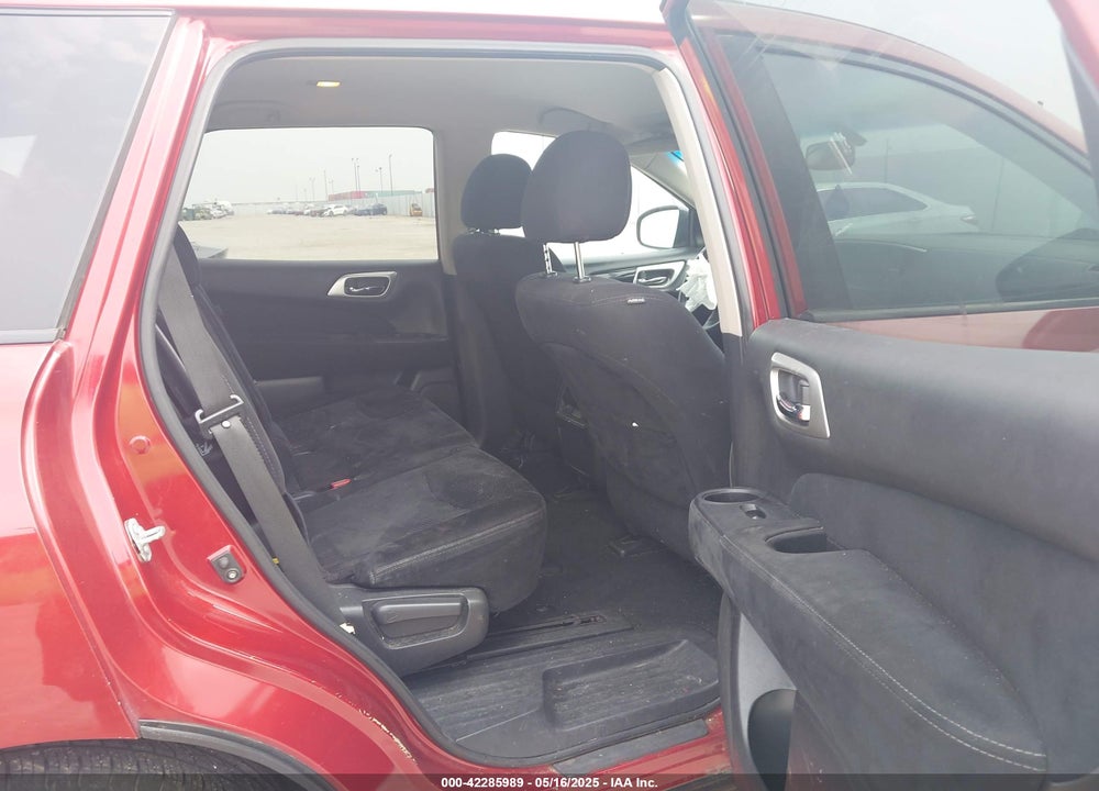 2016 NISSAN PATHFINDER VIN: 5N1AR2MN1GC655414